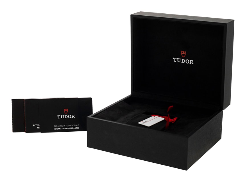 Tudor Black Bay Pro M79470-0001 Image 4